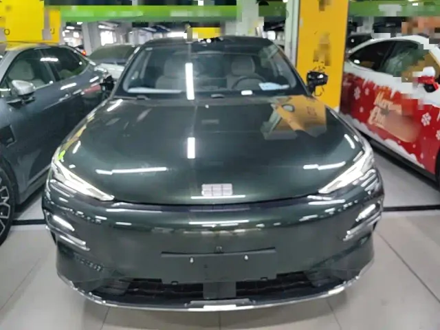 Geely Galaxy Xingyao 8 — Фото автомобиля 2