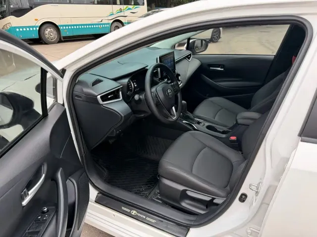 Toyota Corolla — Фото автомобиля 4