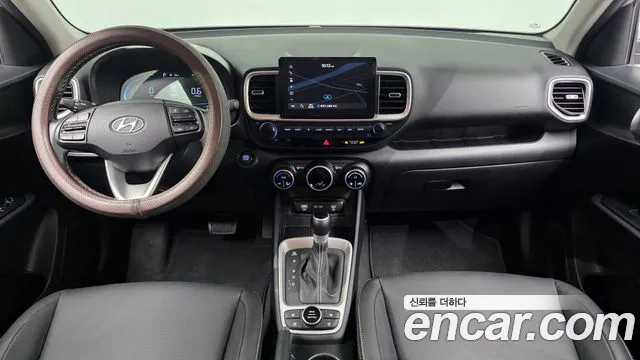 Hyundai Venue — Фото автомобиля 10