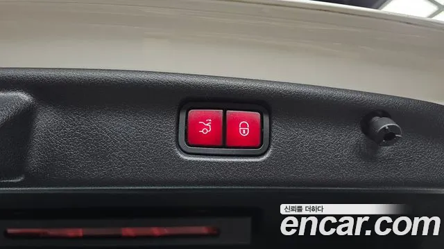 Mercedes-Benz C-Class — Фото автомобиля 20