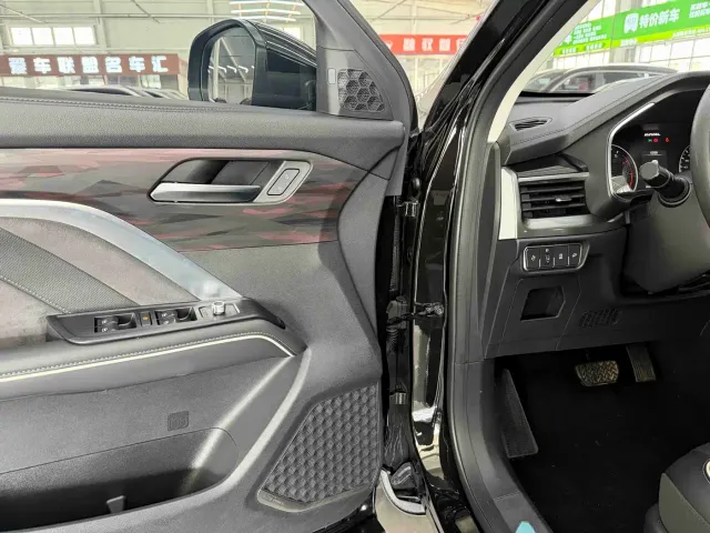 Haval H6 — Фото автомобиля 9