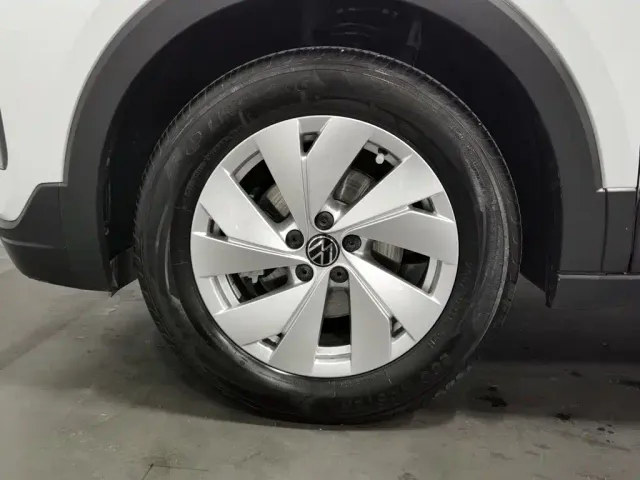 Volkswagen Tharu — Фото автомобиля 17