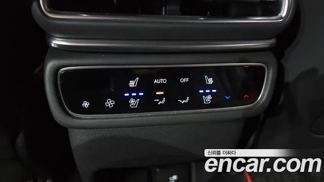Genesis GV80 — Фото автомобиля 29