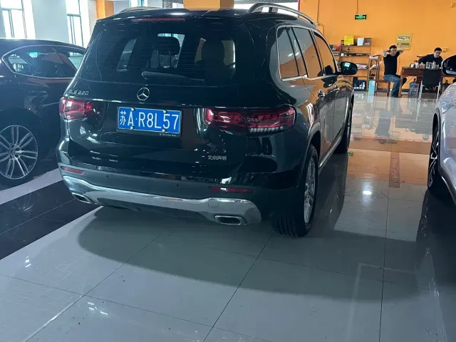 Mercedes-Benz GLB-Class — Фото автомобиля 4