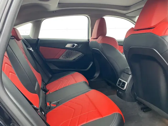 BMW 2 Series — Фото автомобиля 3