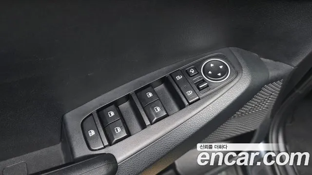 Kia Seltos — Фото автомобиля 17