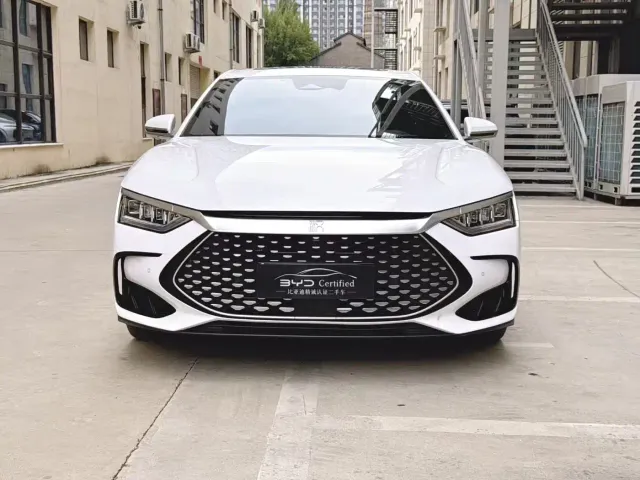 BYD Han — Фото автомобиля 3