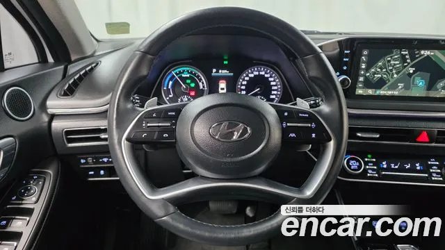 Hyundai Sonata — Фото автомобиля 4