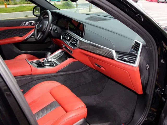 BMW X6 M — Фото автомобиля 13