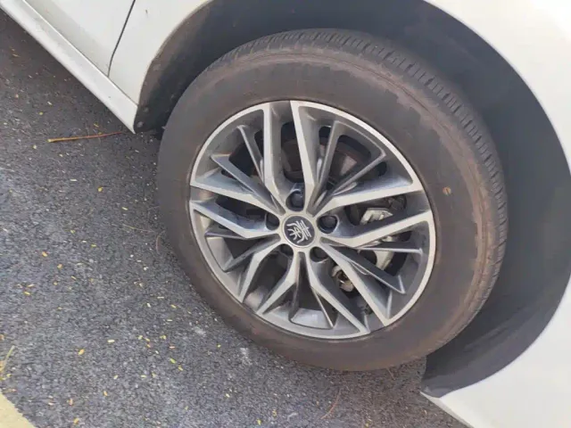 BYD Qin PLUS — Фото автомобиля 8