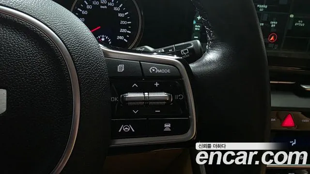 Kia Carnival 4th Gen — Фото автомобиля 24