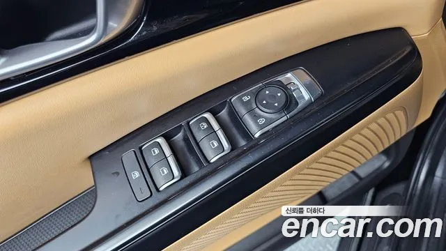 Kia Canival Carnival 4 поколение 9 мест Prestige — Фото автомобиля 13