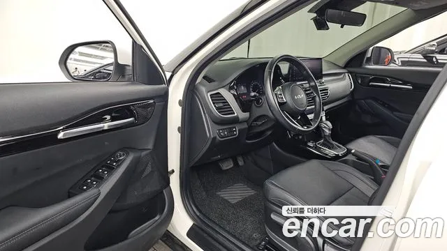 Kia Seltos — Фото автомобиля 10