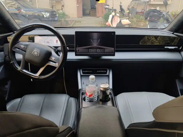 BYD Qin L — Фото автомобиля 5