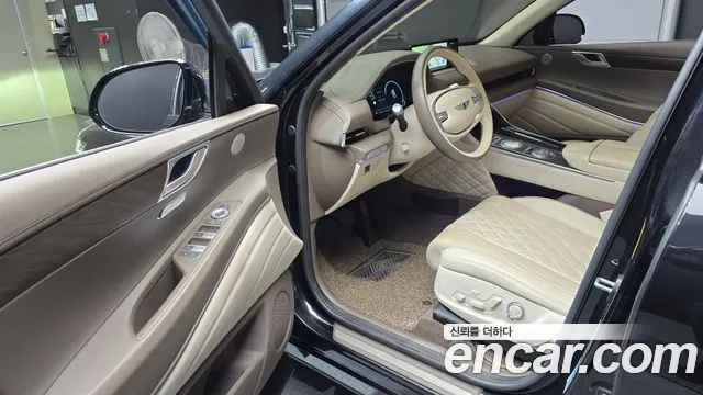 Genesis GV80 2.5T Бензин AWD — Фото автомобиля 8
