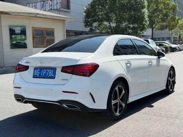 Mercedes-Benz A-Class — Фото автомобиля 15