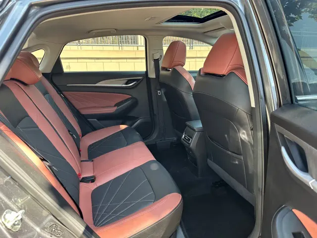 Changan Eado — Фото автомобиля 10