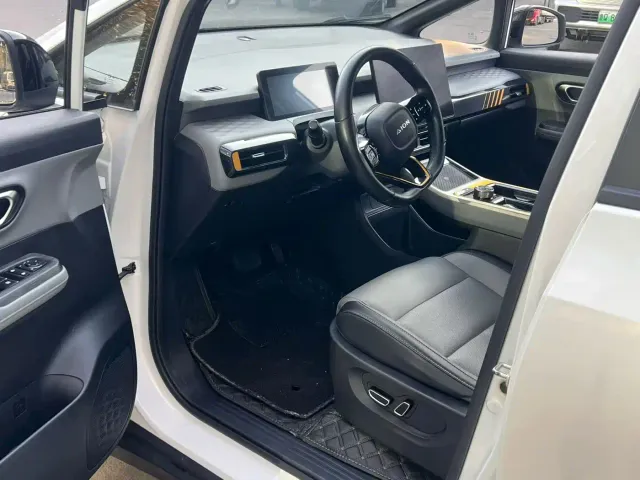 GAC Aion Y — Фото автомобиля 7