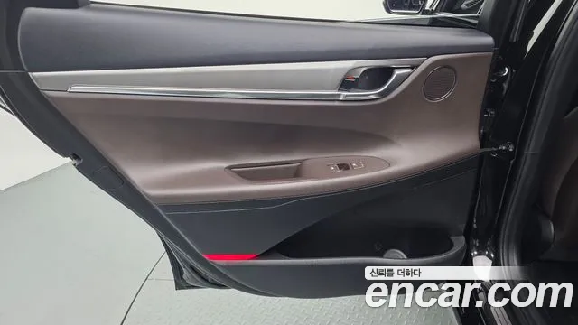 Hyundai Grandeur New — Фото автомобиля 14