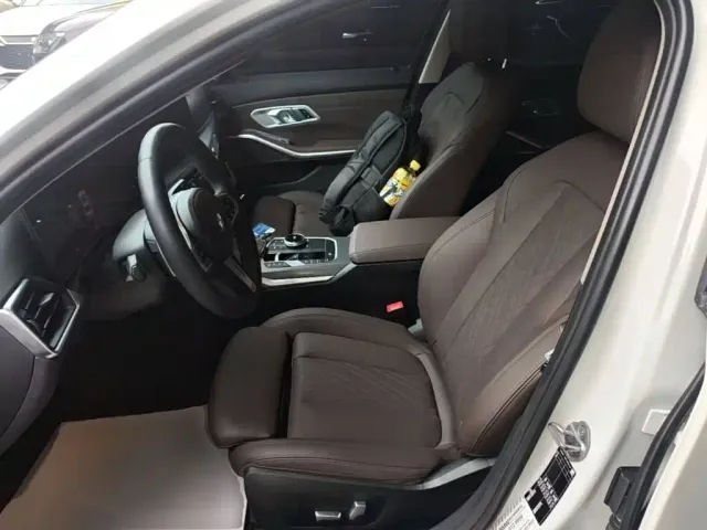 BMW 3 Series — Фото автомобиля 14