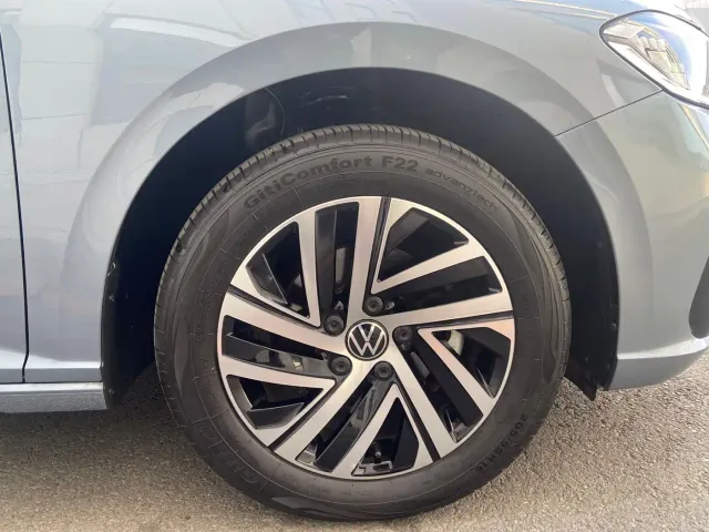 Volkswagen Lavida — Фото автомобиля 23