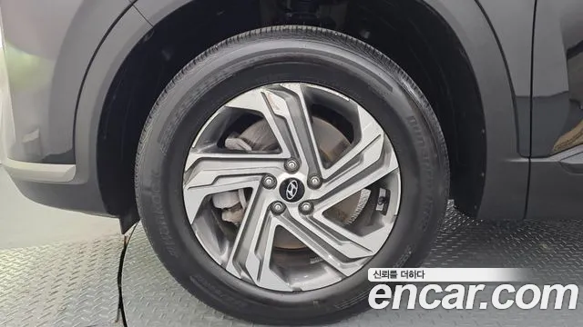 Hyundai Santafe — Фото автомобиля 4