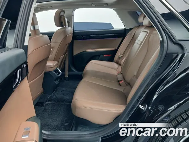 Hyundai Grandeur GN7 — Фото автомобиля 18