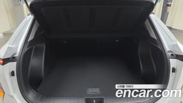 Hyundai Kona Kona (SX2) Бензин 2.0 2WD — Фото автомобиля 17