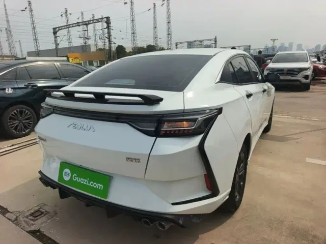 Dongfeng Yixuan — Фото автомобиля 6