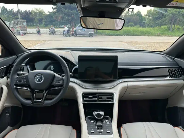 BYD Song PLUS — Фото автомобиля 11