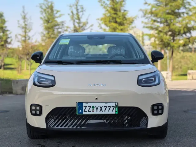 GAC Aion UT — Фото автомобиля 2