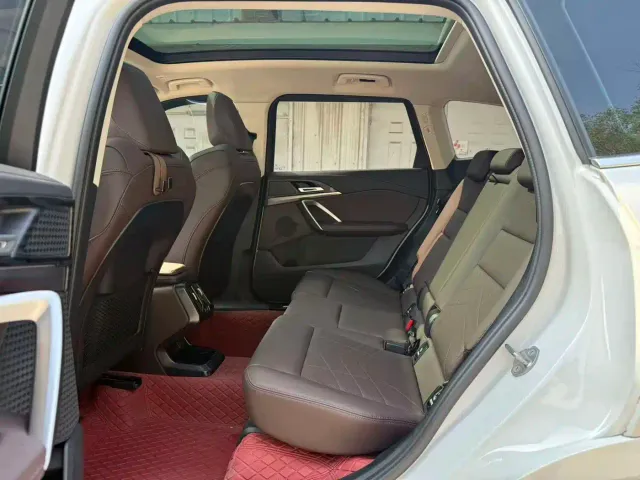 BMW X1 — Фото автомобиля 7