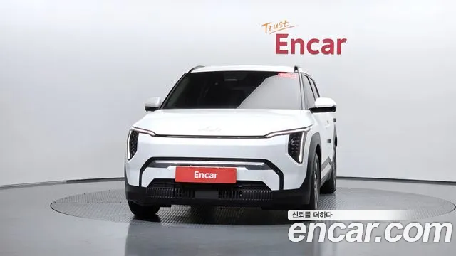 Kia EV3 — Фото автомобиля 3