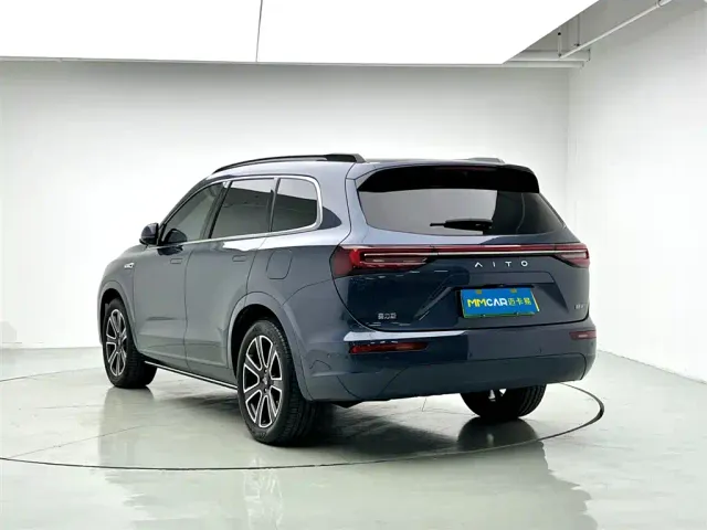 Aito M7 — Фото автомобиля 2