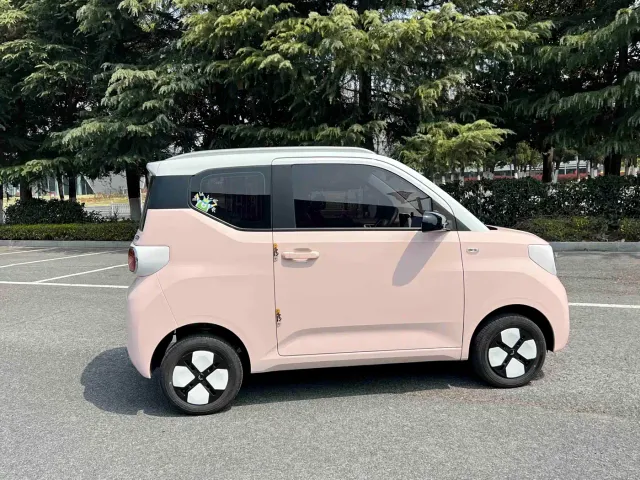 Wuling Hongguang Mini EV — Фото автомобиля 7