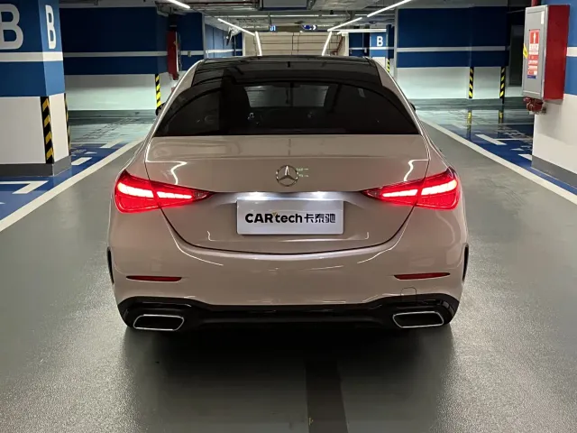 Mercedes-Benz C-Class — Фото автомобиля 15