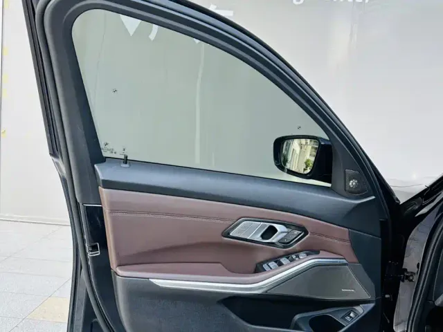 BMW 3 Series — Фото автомобиля 20