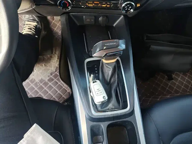 Chevrolet Monza — Фото автомобиля 13