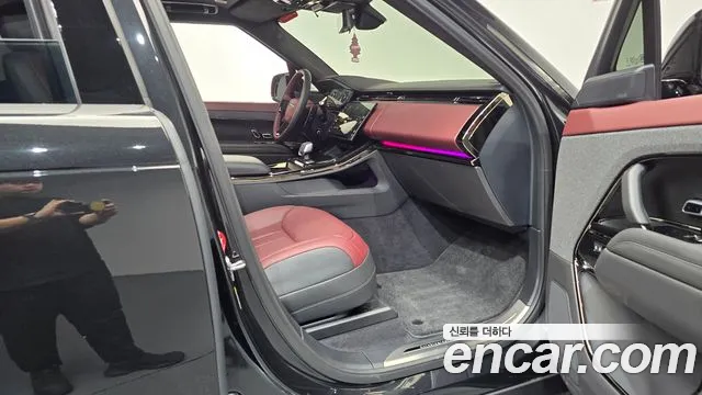 Land Rover Range Rover Sport — Фото автомобиля 24