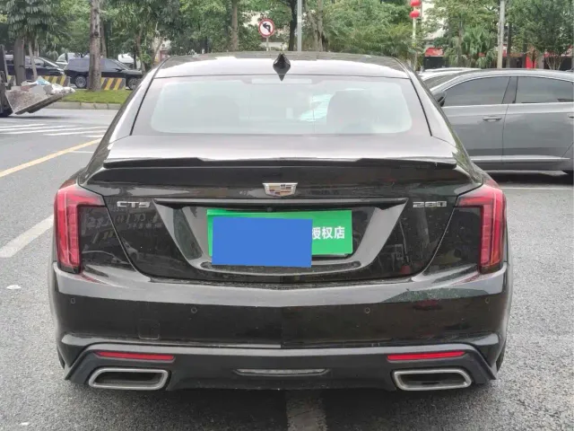 Cadillac CT5 — Фото автомобиля 6