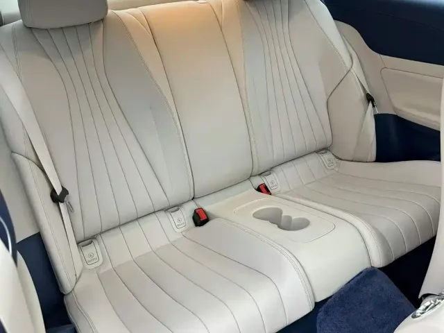 Mercedes-Benz E-Class — Фото автомобиля 6
