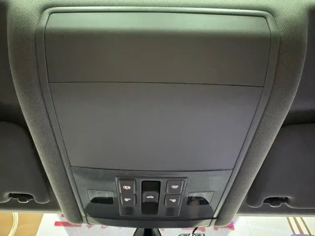 Volkswagen Passat — Фото автомобиля 14