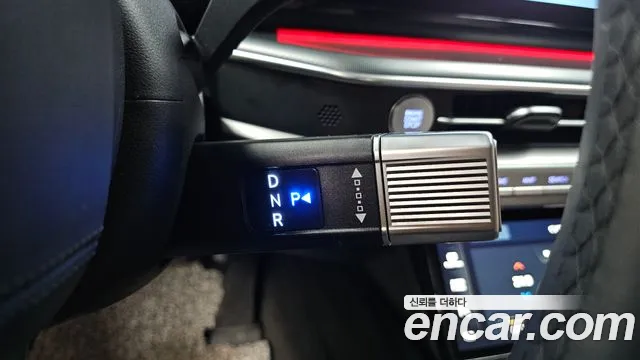 Hyundai Grandeur Grandeur (GN7) 2.5 Бензин 2WD — Фото автомобиля 8