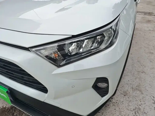 Toyota RAV4 Rongfang 2022 2.0L CVT 2WD Trend Plus Edition — Фото автомобиля 23