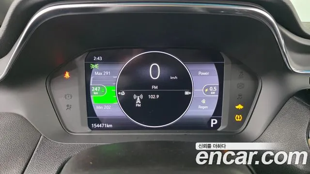 Chevrolet Bolt EV — Фото автомобиля 11