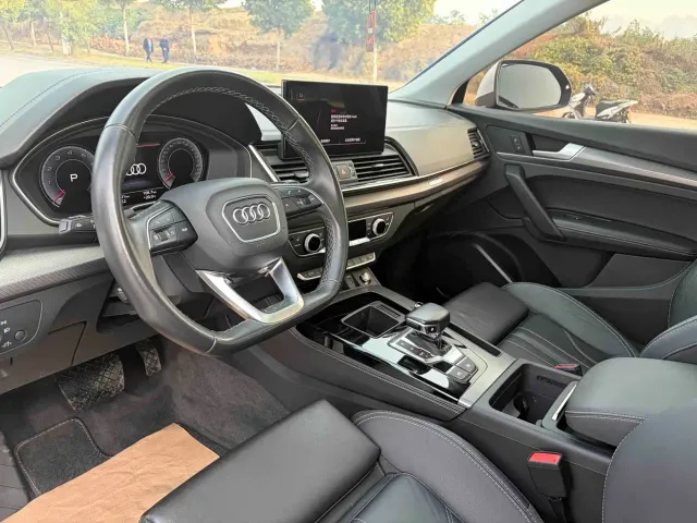 Audi Q5L — Фото автомобиля 6