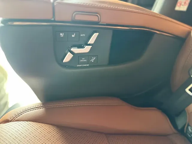 Toyota Alphard — Фото автомобиля 18