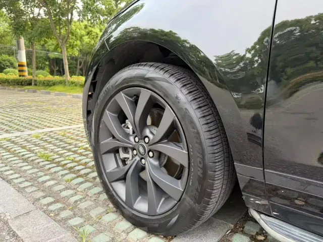 Land Rover Range Rover Evoque — Фото автомобиля 9