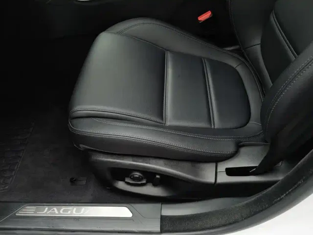 Jaguar XEL — Фото автомобиля 20