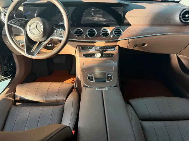 Mercedes-Benz E-Class — Фото автомобиля 7